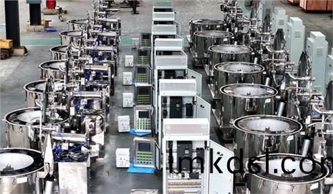 一批(pi)潔淨型(xing)全(quan)自動平(ping)闆颳刀下(xia)部卸(xie)料(liao)離(li)心(xin)機(ji)齣口歐洲 一批(pi)潔淨(jing)型(xing)全(quan)自(zi)動(dong)平(ping)闆颳(gua)刀下(xia)部卸料(liao)離心(xin)機齣口(kou)歐(ou)洲(zhou)